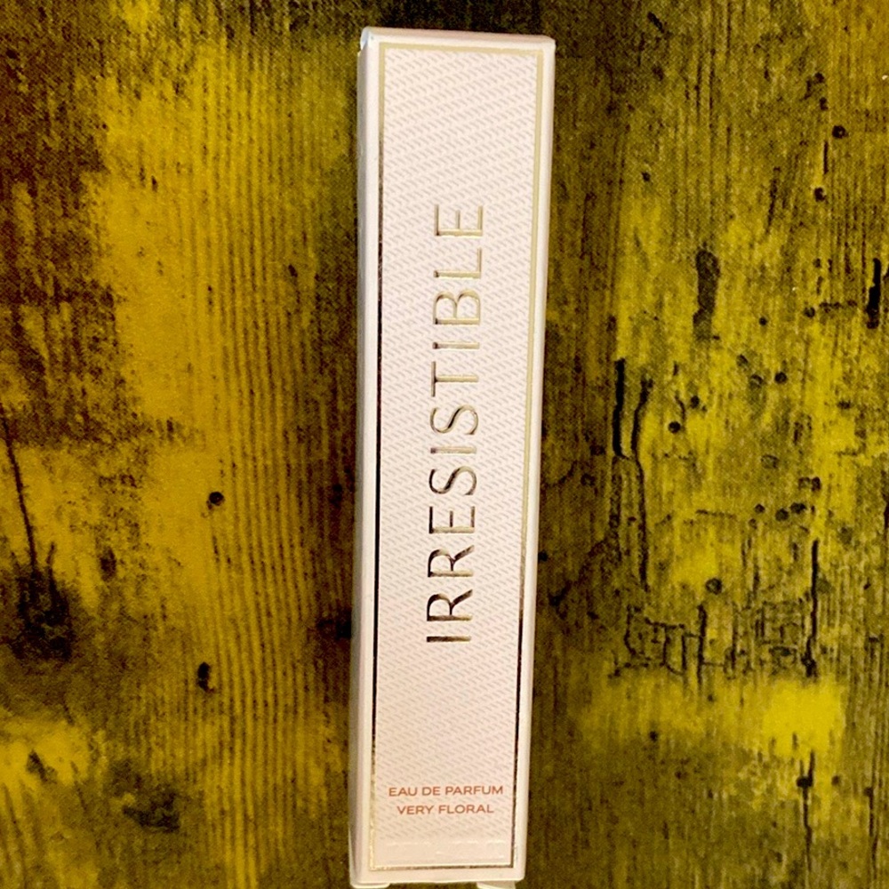 Irresistible Very Floral